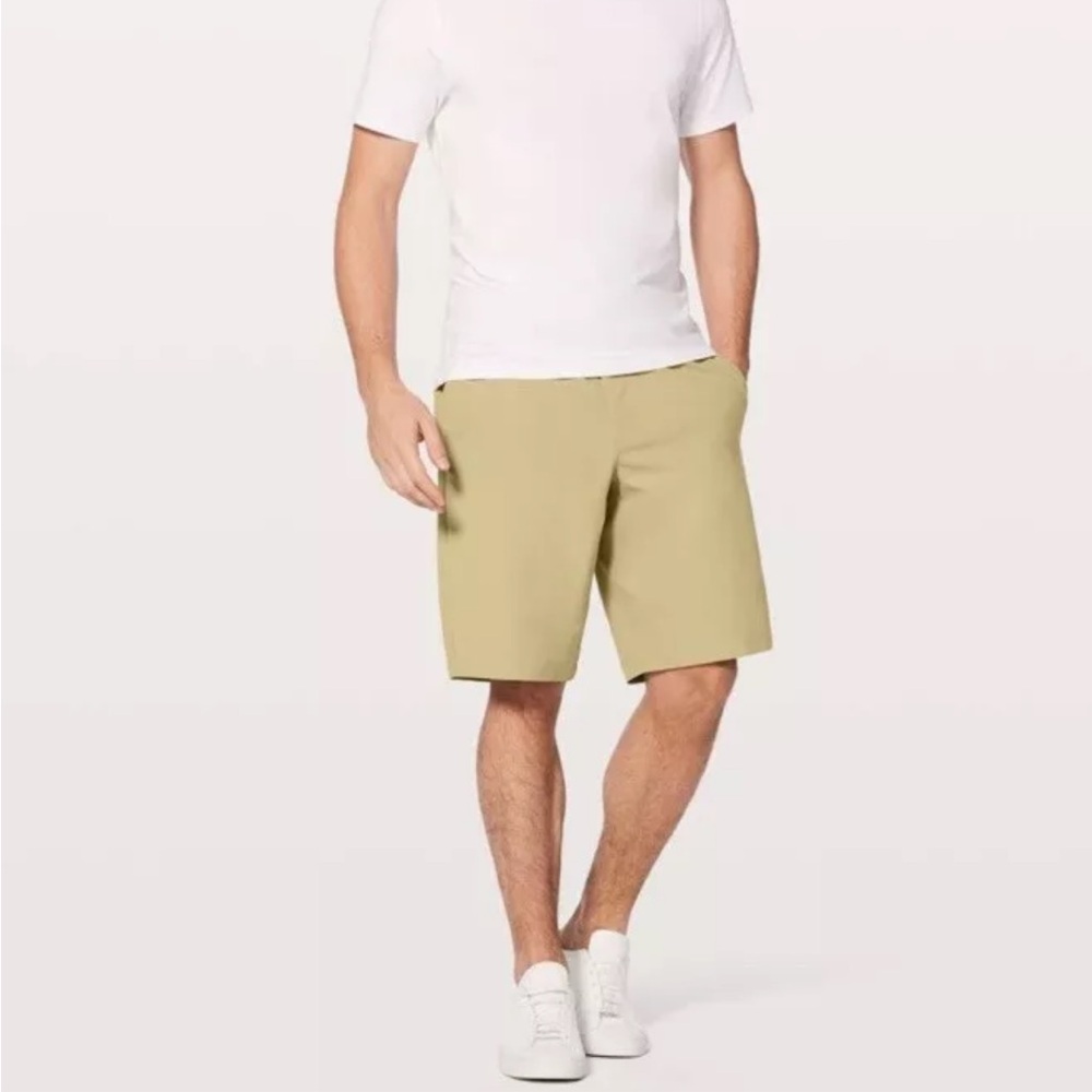 Lululemon Commission Shorts Relaxed Warpstreme 11”